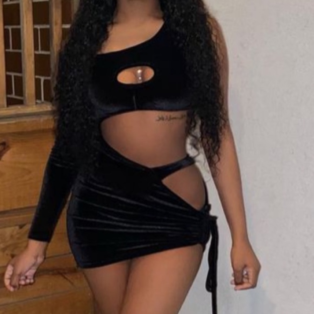 black dress